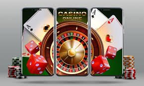 Dealer Lightning Dice melemppar tiga dadu dari cangkir transparan di studio rjabandot